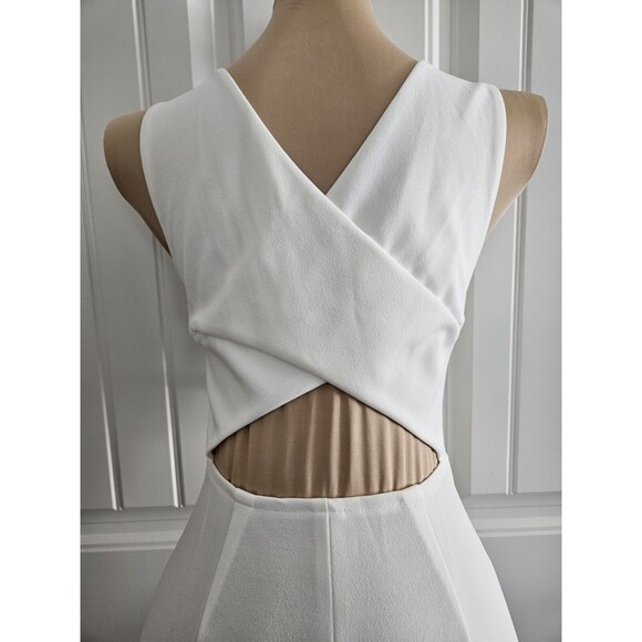 Betsey Johnson White Sheath Mini Dress Open Back Vintage Sz 10 See Measurements - Picture 7 of 10